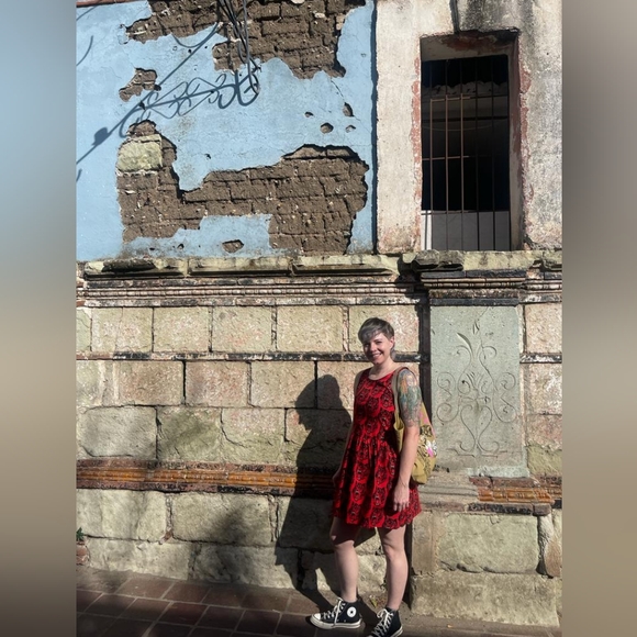 Meet your Posher, Rory - Picture 1 of 3